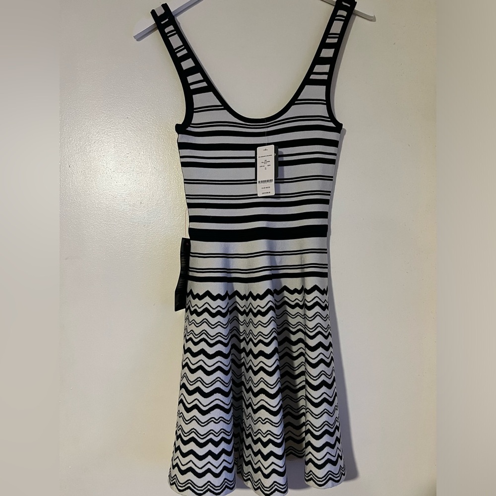 beautiful dress from the baby brand, white with black